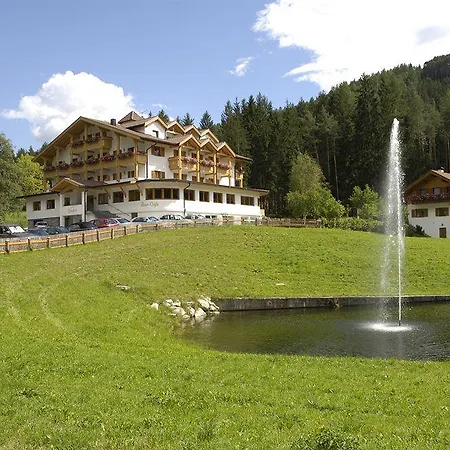 호텔 Weiher 4*